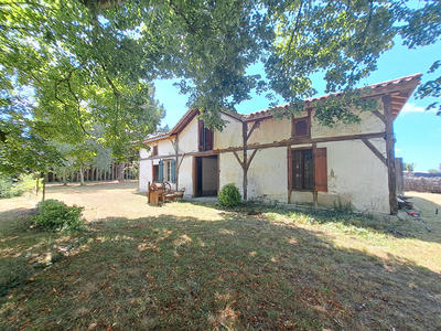 Maison - 335 m² - 4 pièces