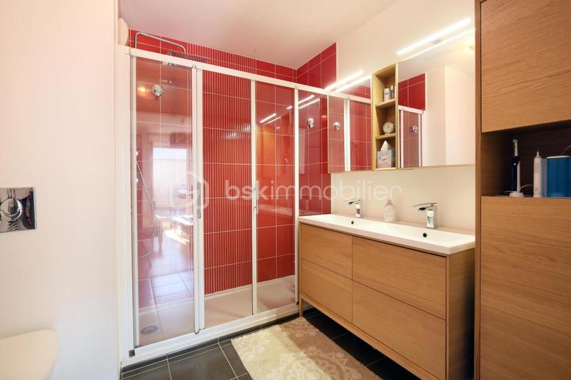 Appartement - 90 m² - 4 pièces