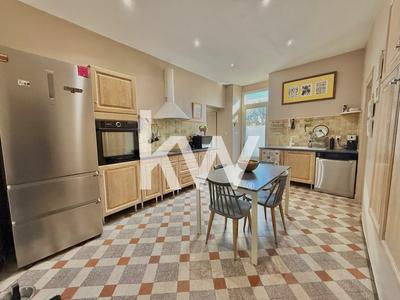 Maison - 140 m² - 4 pièces