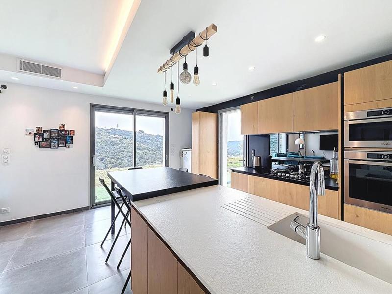 Maison - 123 m² - 5 pièces