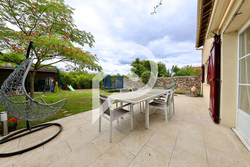 Maison - 140 m² - 7 pièces