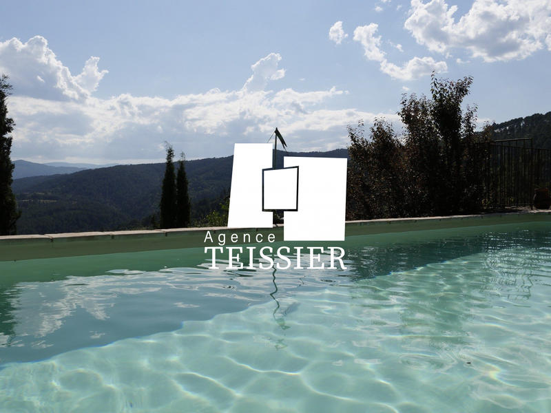 Mas - 130 m² - 5 pièces