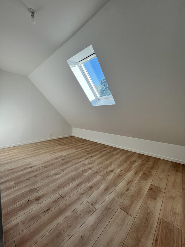 Maison - 108 m² - 7 pièces