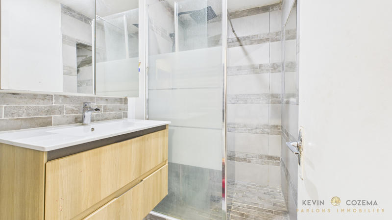 Appartement - 70 m² - 3 pièces