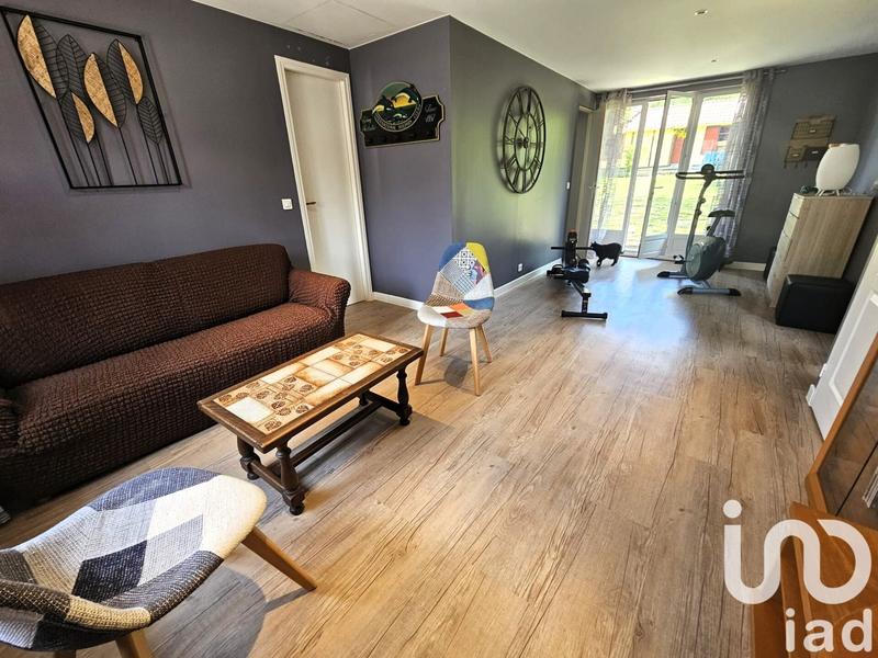 Maison - 185 m² - 9 pièces