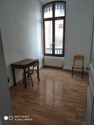 Appartement - 80 m² - 3 pièces