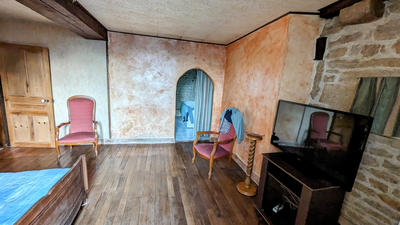 Maison - 330 m² - 11 pièces