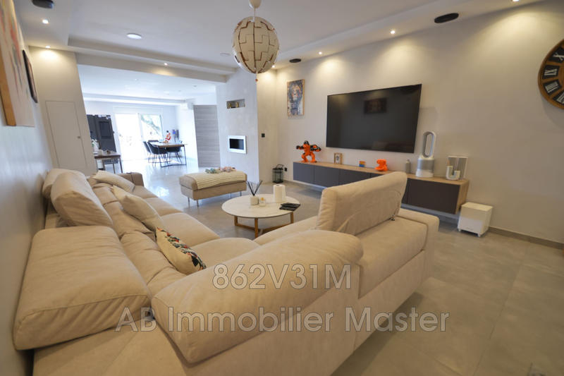 Maison - 162 m² - 6 pièces