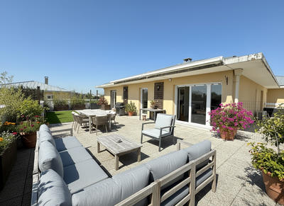 Appartement - 94 m² - 5 pièces