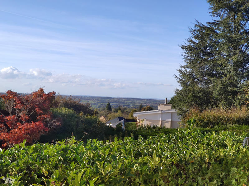 Maison - 234 m² - 7 pièces