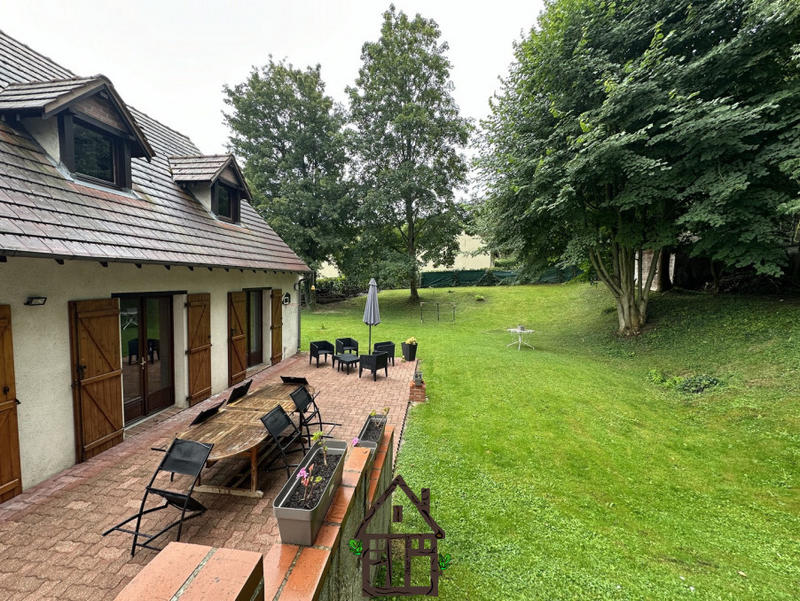 Maison - 125 m² - 8 pièces