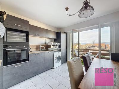 Appartement - 72 m² - 3 pièces