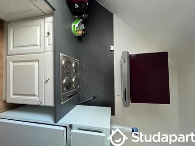 Chambre - 11 m² - 1 pièce