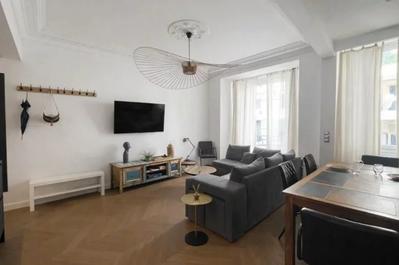 Appartement - 77 m² - 3 pièces