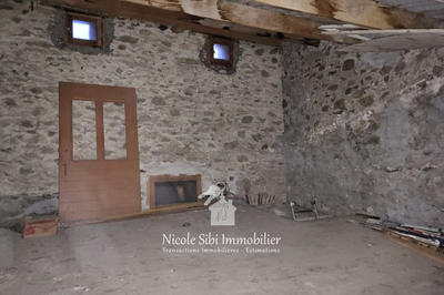 Parking / Garage - 32 m²