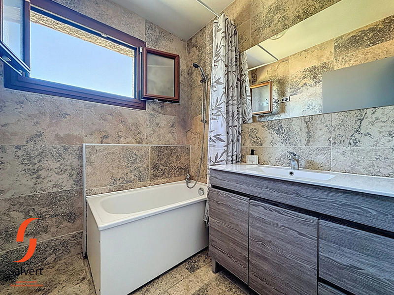 Maison - 122 m² - 6 pièces