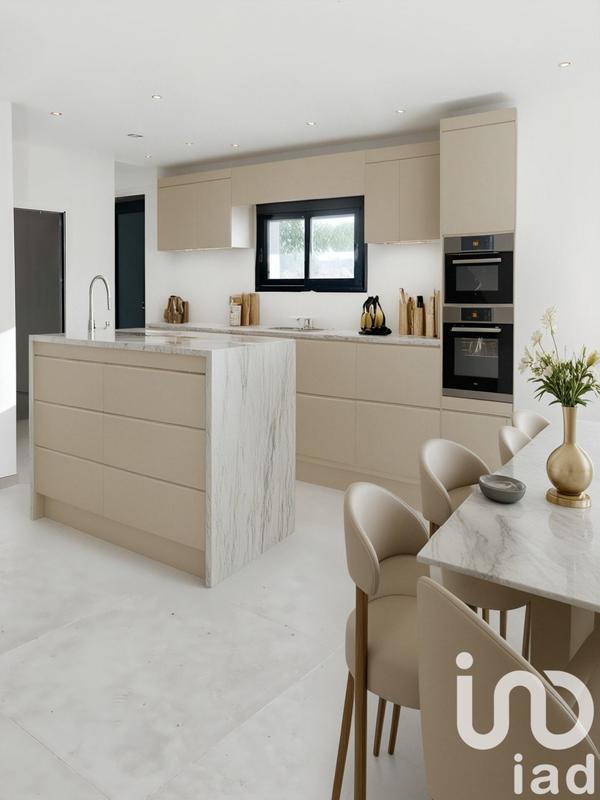 Maison - 130 m² - 4 pièces