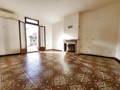 Maison - 200 m² - 7 pièces