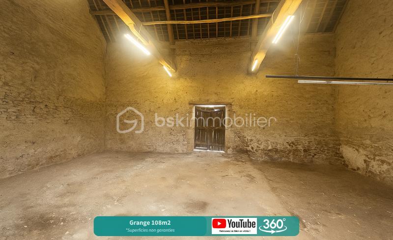 Maison traditionnelle - 226 m² - 7 pièces