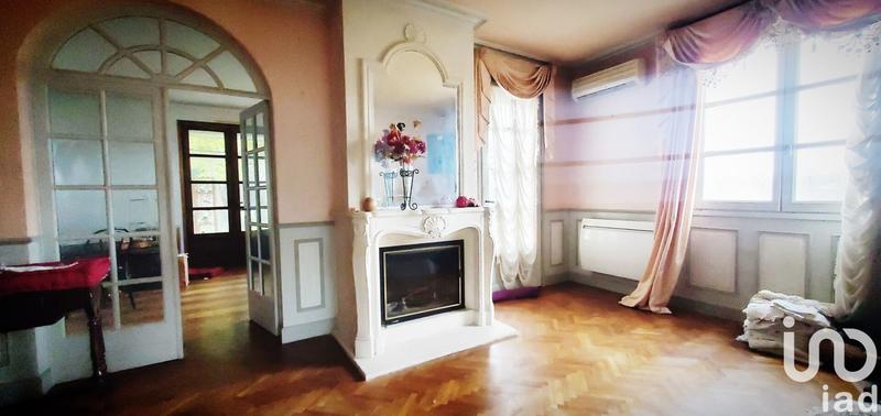 Maison - 190 m² - 8 pièces