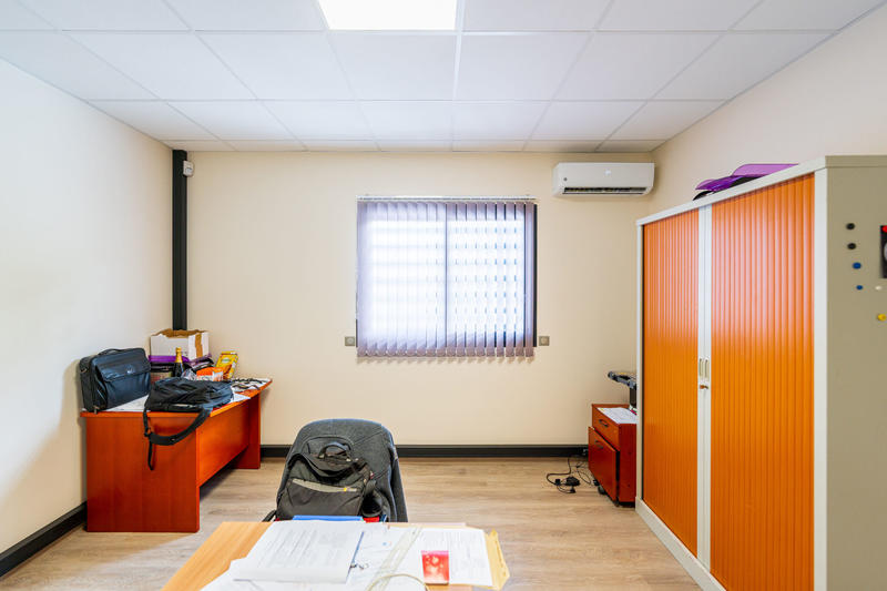 Bureau - 400 m²