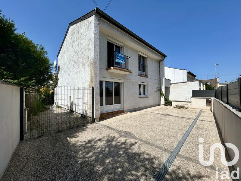 Maison - 96 m² - 4 pièces
