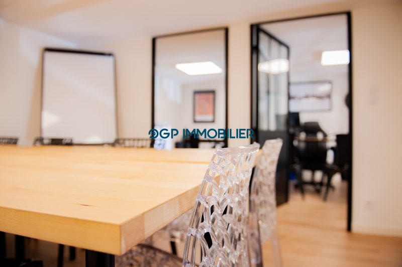 Local commercial - 80 m² - 4 pièces