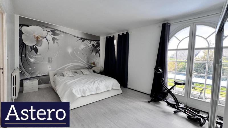 Maison - 196 m² - 6 pièces