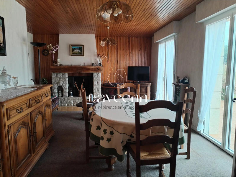 Maison traditionnelle - 144 m² - 6 pièces