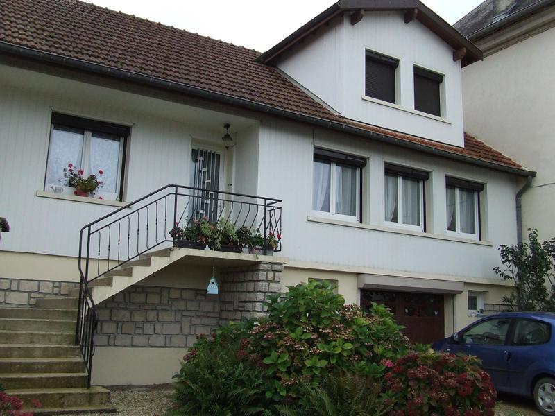 Maison - 91 m² - 6 pièces