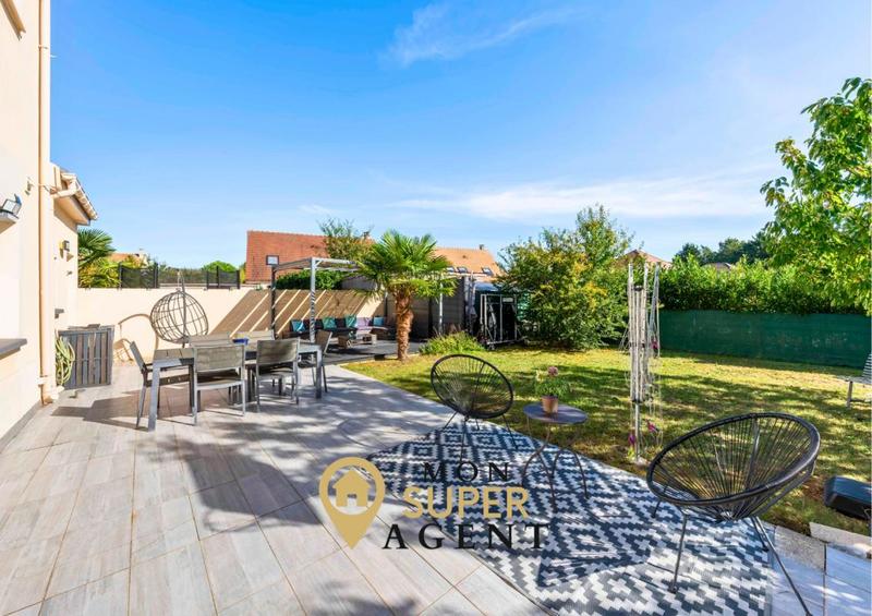 Maison - 190 m² - 7 pièces