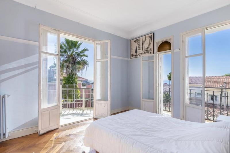 Maison de maîtres - 420 m² - 11 pièces