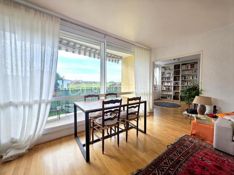 Appartement - 77 m² - 4 pièces