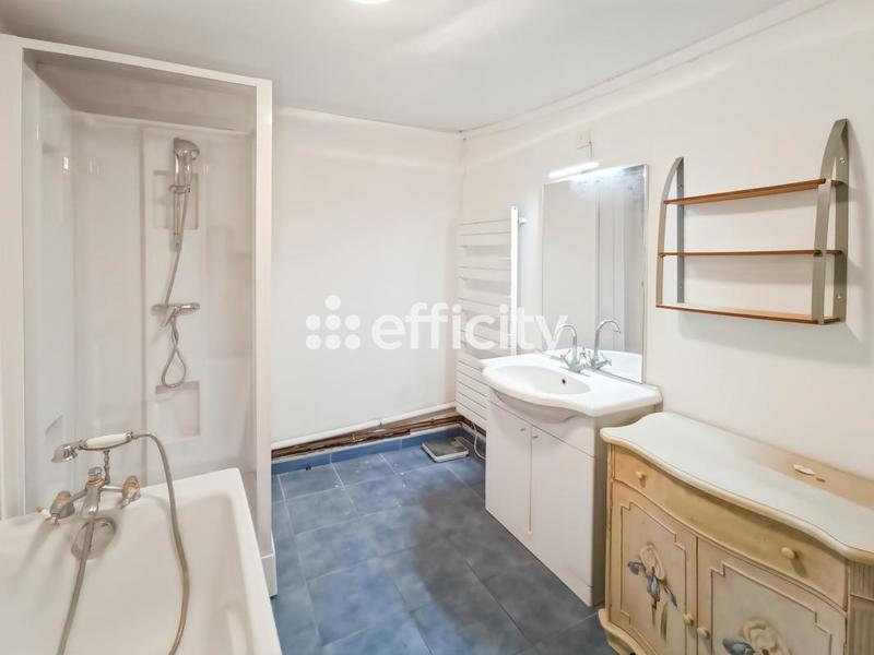 Maison - 97 m² - 4 pièces