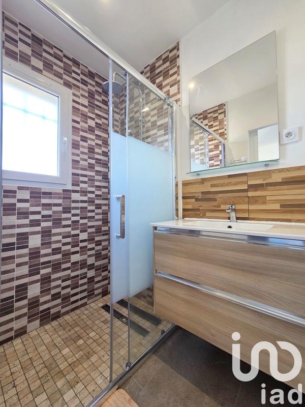 Maison - 195 m² - 7 pièces