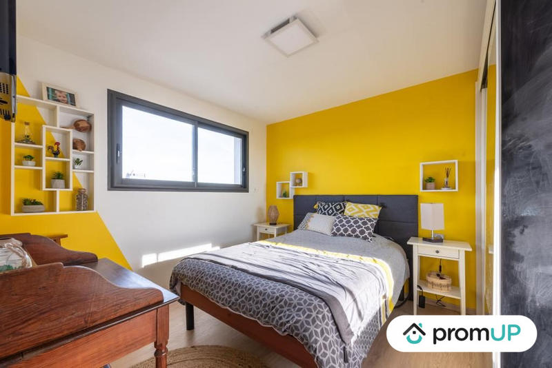 Maison - 260 m² - 7 pièces