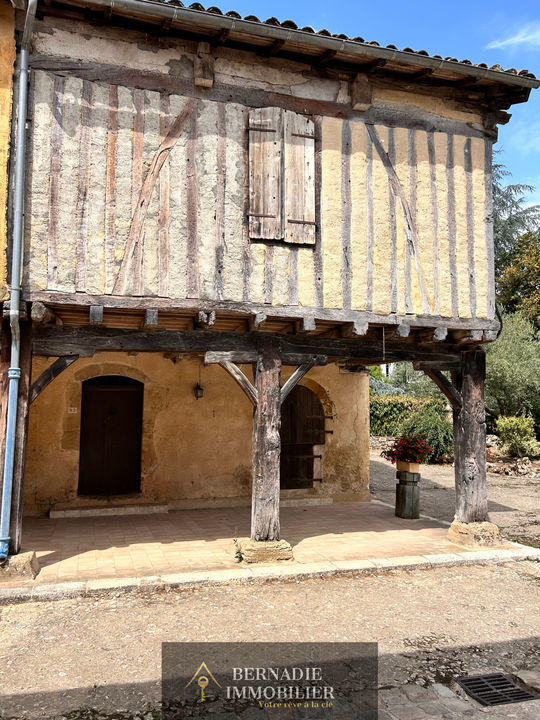 Maison de village - 125 m² - 6 pièces