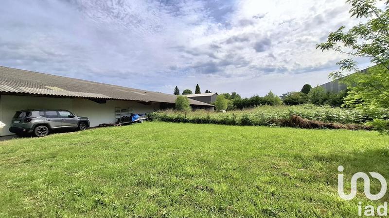 Maison - 800 m² - 4 pièces