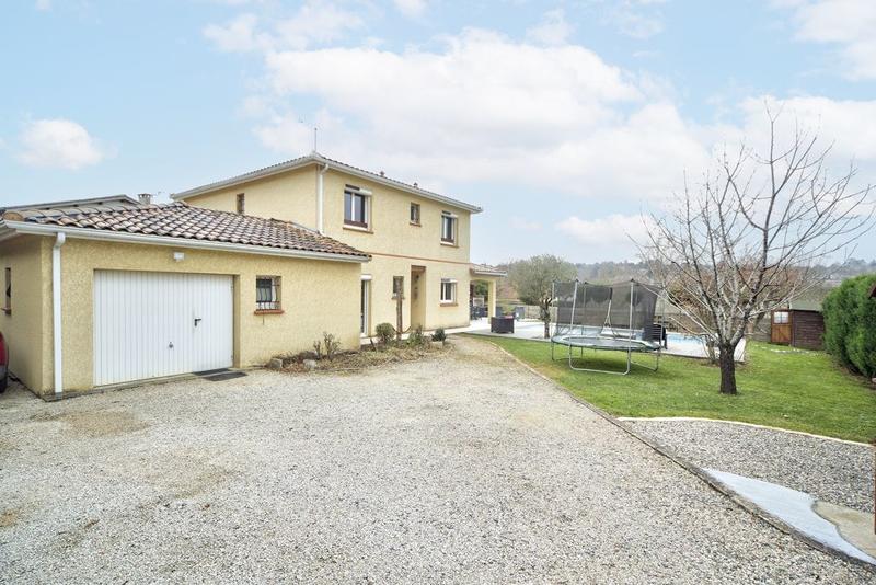 Maison - 157 m² - 6 pièces