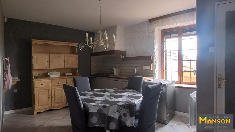 Maison ancienne - 239 m² - 10 pièces