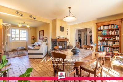 Maison - 152 m² - 8 pièces