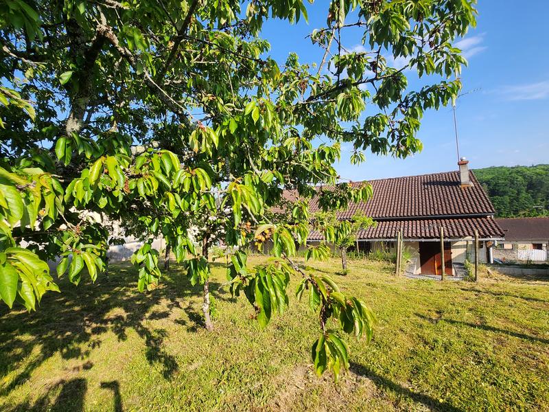 Maison - 121 m² - 6 pièces