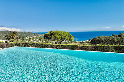 Villa - 213 m² - 6 pièces