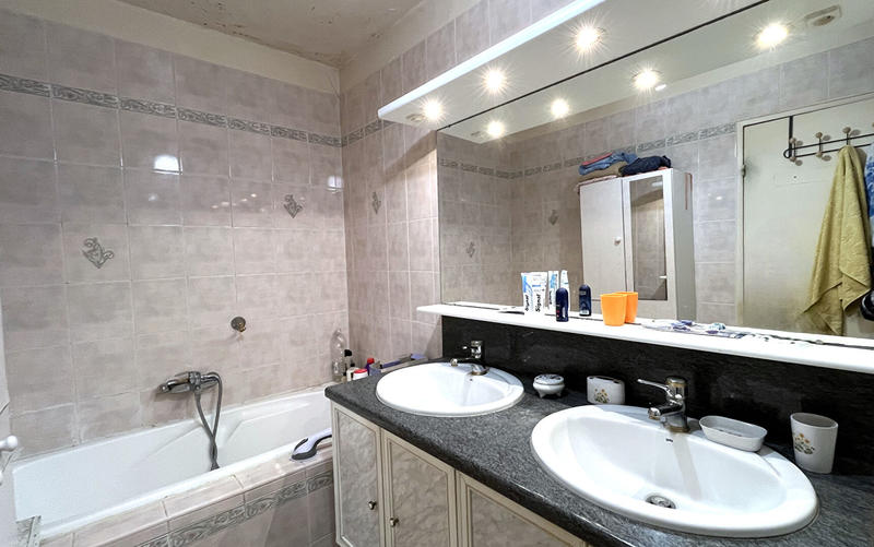 Maison - 106 m² - 6 pièces