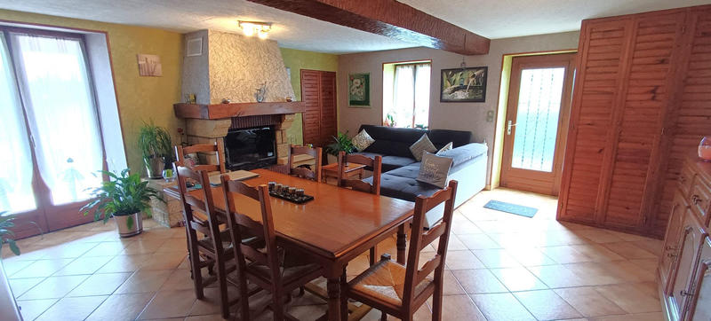 Maison - 105 m² - 4 pièces