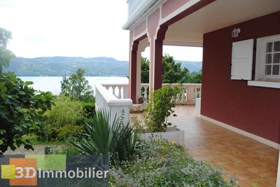 Maison - 370 m² - 16 pièces