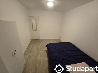 Chambre - 12 m² - 1 pièce