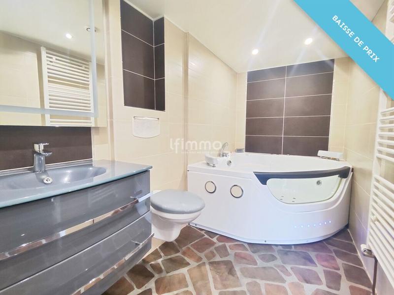 Maison - 160 m² - 7 pièces