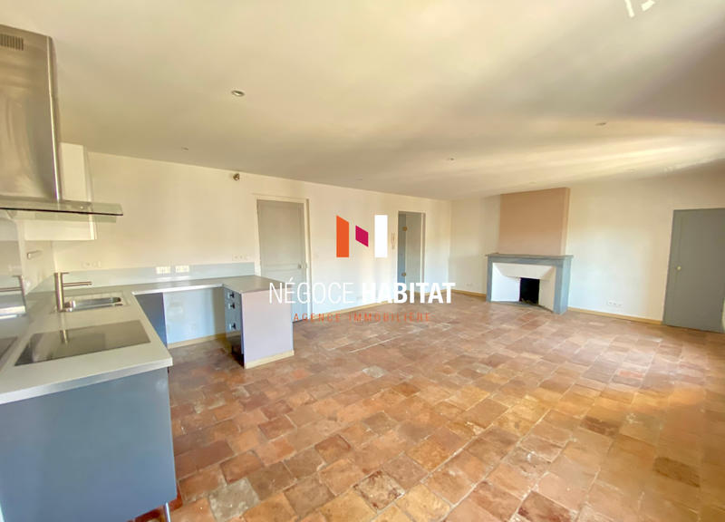 Appartement - 79 m² - 3 pièces