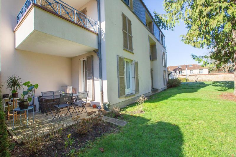 Appartement - 99 m² - 5 pièces